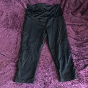 XL maternity active Capri leggings
